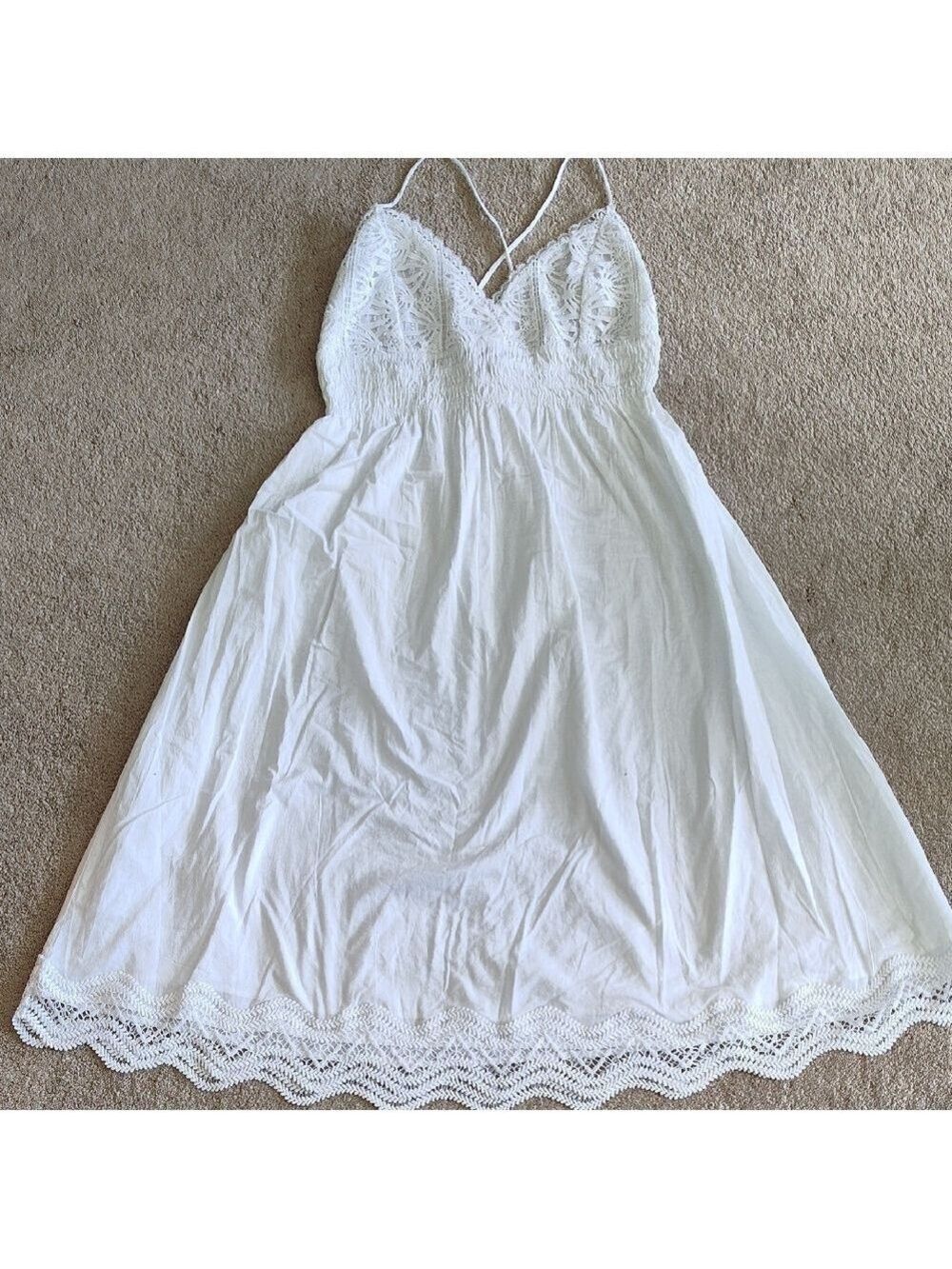 Elegant White Lace Trim Nightgown